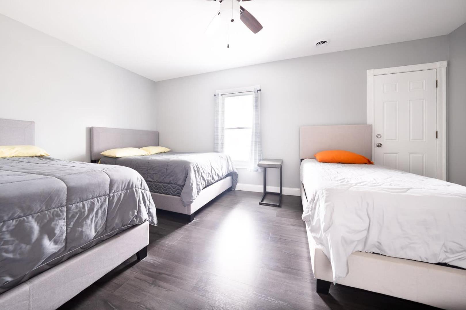 Comfy 4Br, 1 Bath Near The Falls & Casino Niagara Falls Bagian luar foto